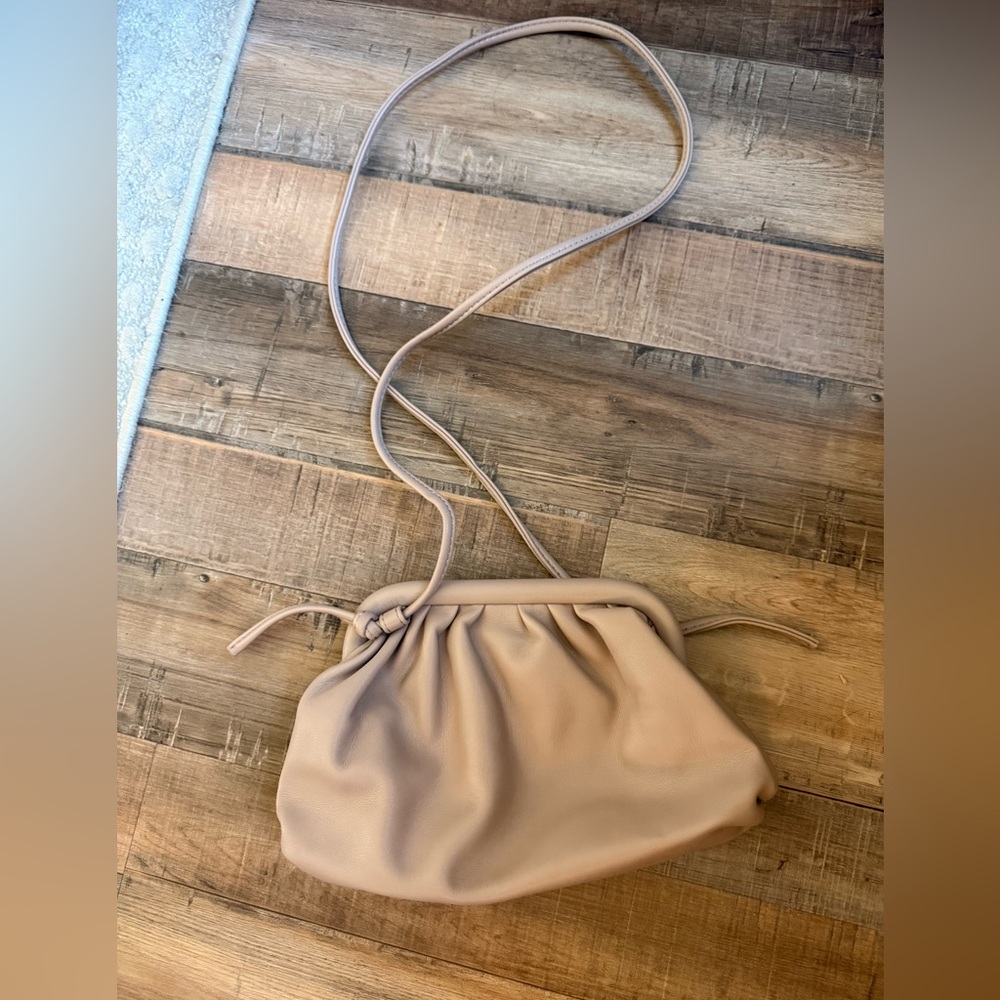 Steve‎ Madden clutch